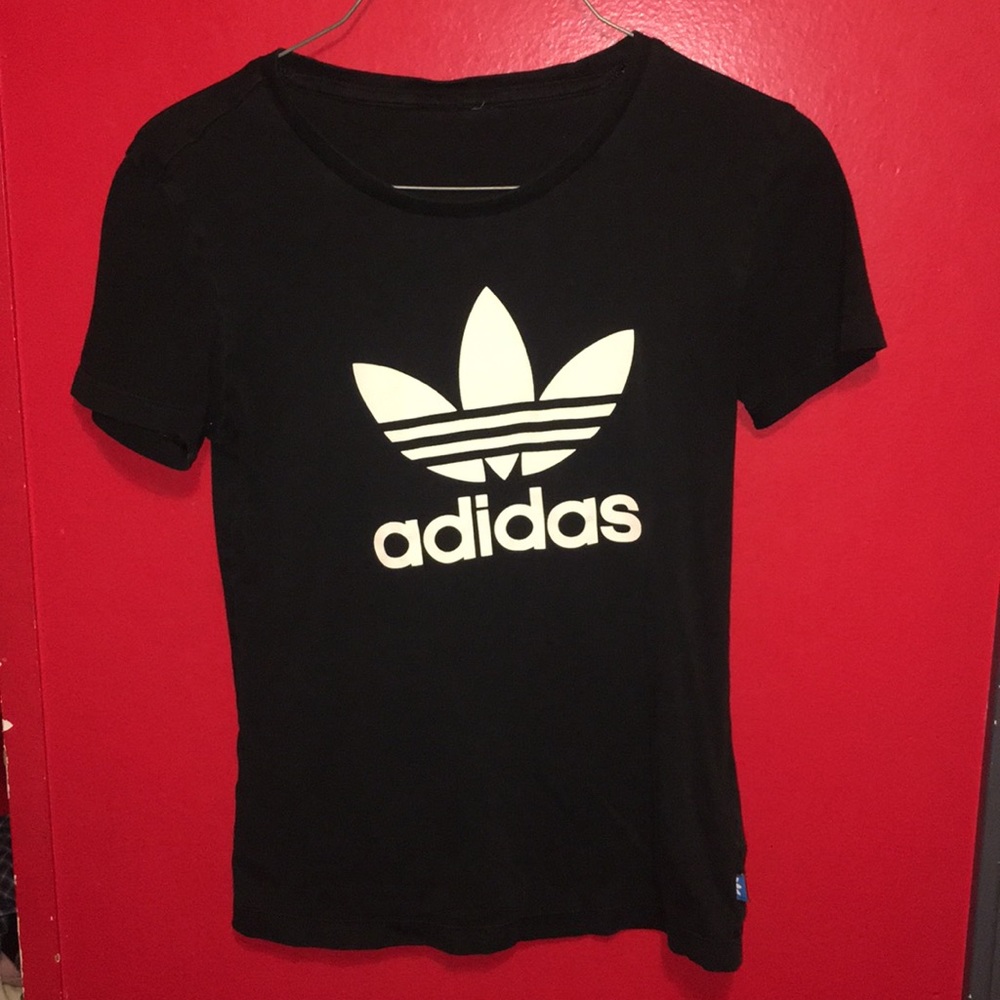 Adidas T-shirt